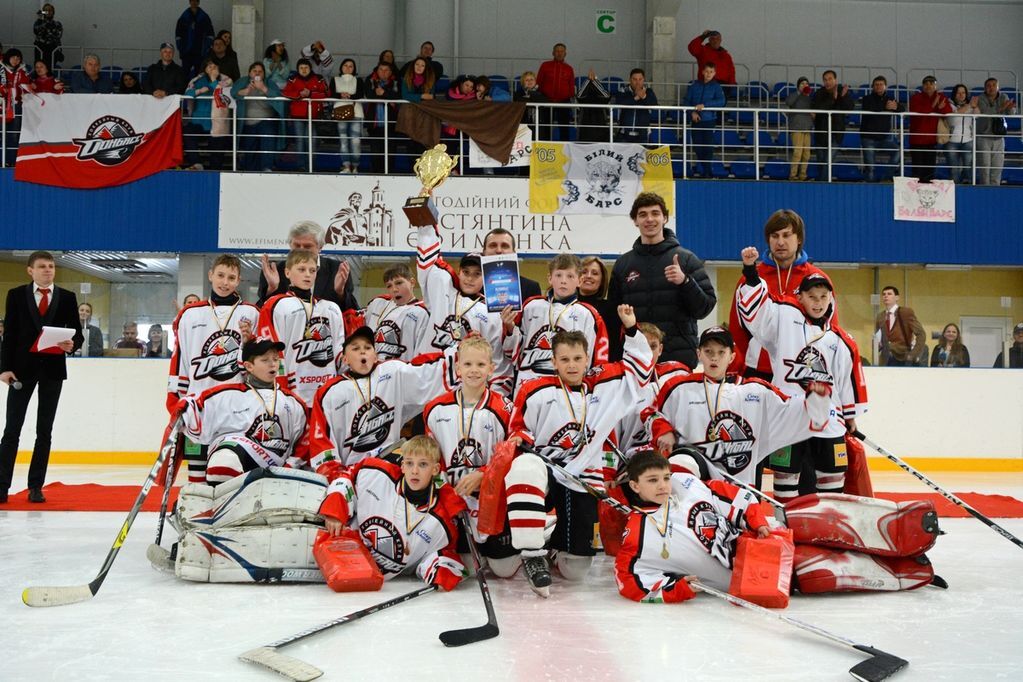 "Донбасс 2004" выиграл всеукраинский хоккейный турнир