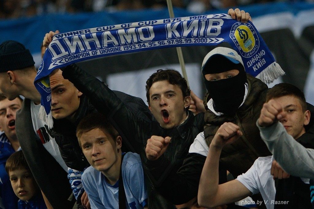 Самые яркие фото "золотого" матча "Динамо"