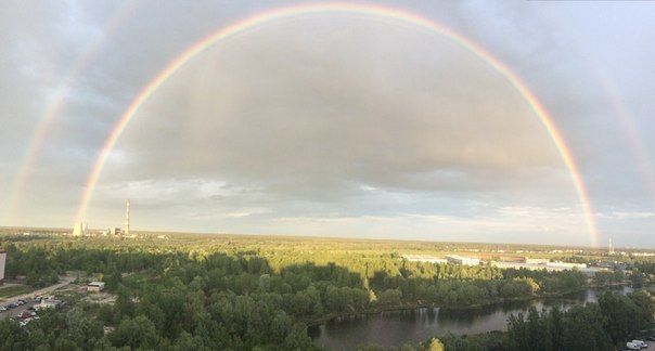 Над Киевом видели двойную радугу: фотофакт