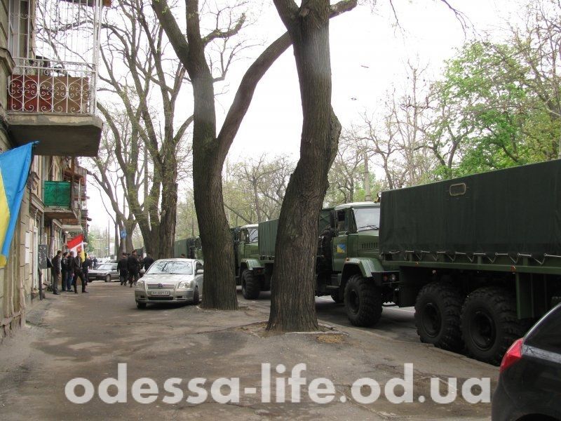Одесса в безопасности: силовики оцепили Куликово поле