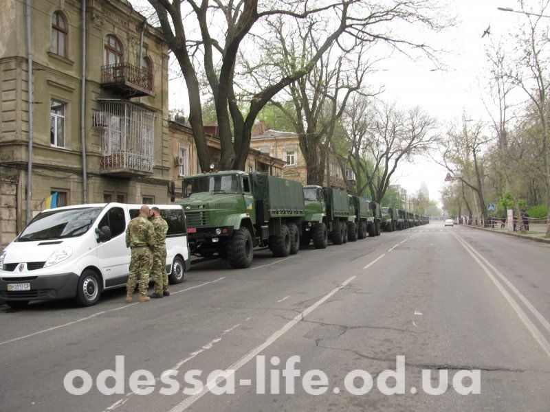 Одесса в безопасности: силовики оцепили Куликово поле
