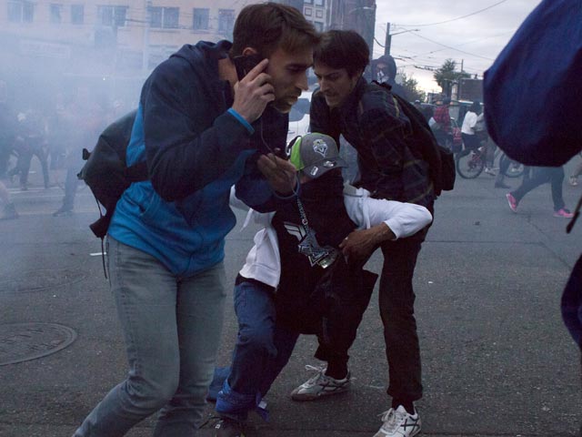 Май без мира: демонстрация в Сиэтле превратилась в бойню – фото и видео беспорядков