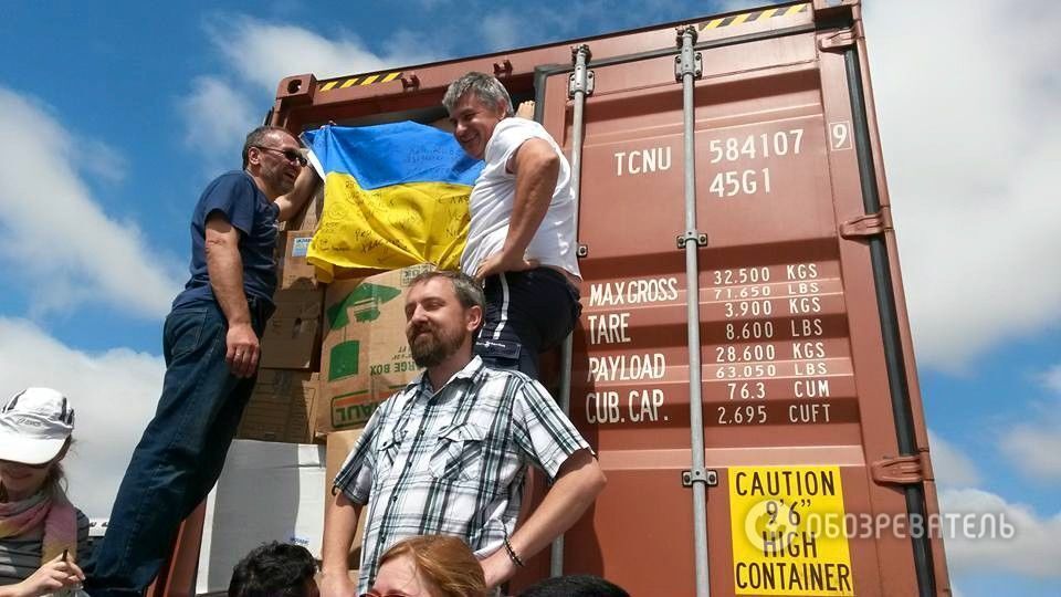 Разом - ми сила! Діаспора США відправляє на схід України нову порцію гуманітарної допомоги: фоторепортаж  