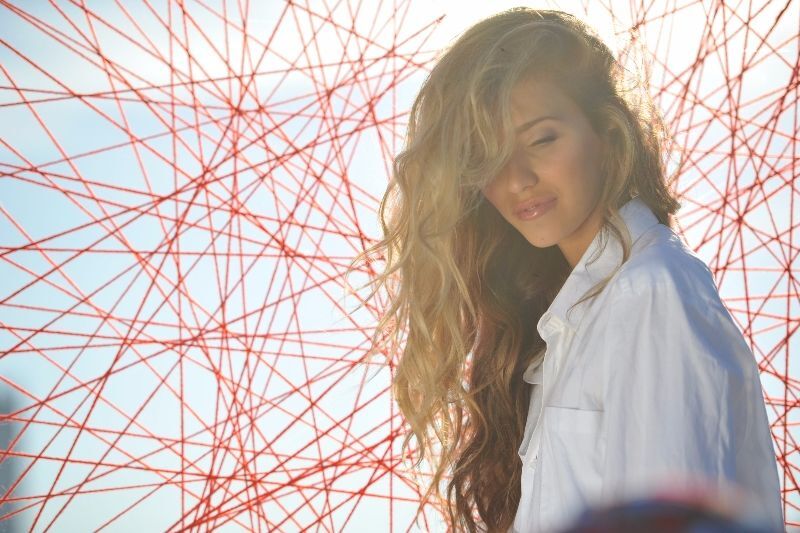 Ведущая "Орел и Решка" Регина Тодоренко сняла клип с командой Lady Gaga