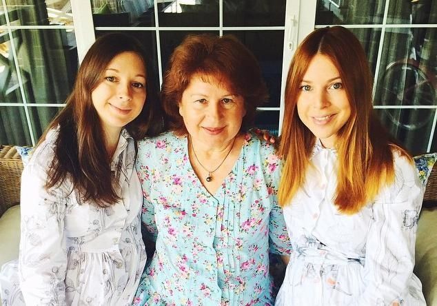 Наталья Подольская готовится к рождению троих детей: ее сестра-близнец тоже беременна