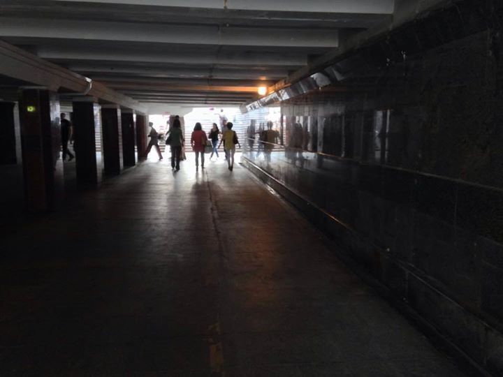 В "подземке" возле киевского ЦУМа исчезли киоски: фотофакт