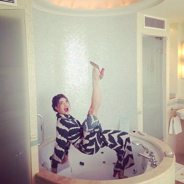 Пoкa пaпapaцци нe видят: как развлекаются звезды в Каннах