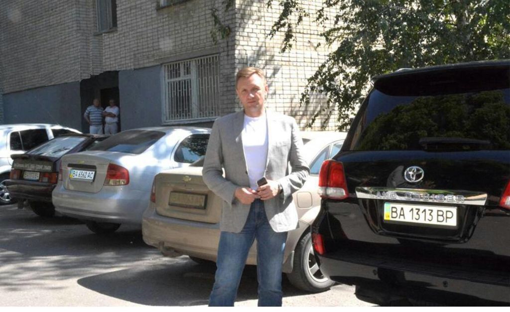 На "Героя парковки", занявшего место инвалида, пожаловались Авакову