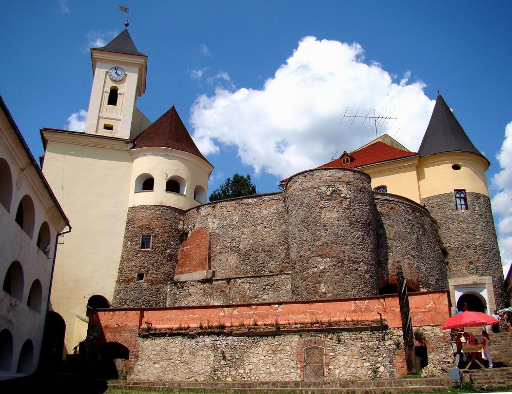 Таинственная Украина: загадочный замок Паланок в Мукачево
