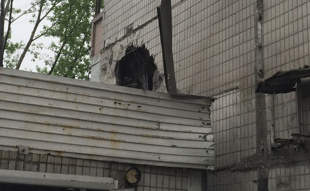 Адская ночь в Донецке: местные жители рассказали об обстреле террористов – фото войны