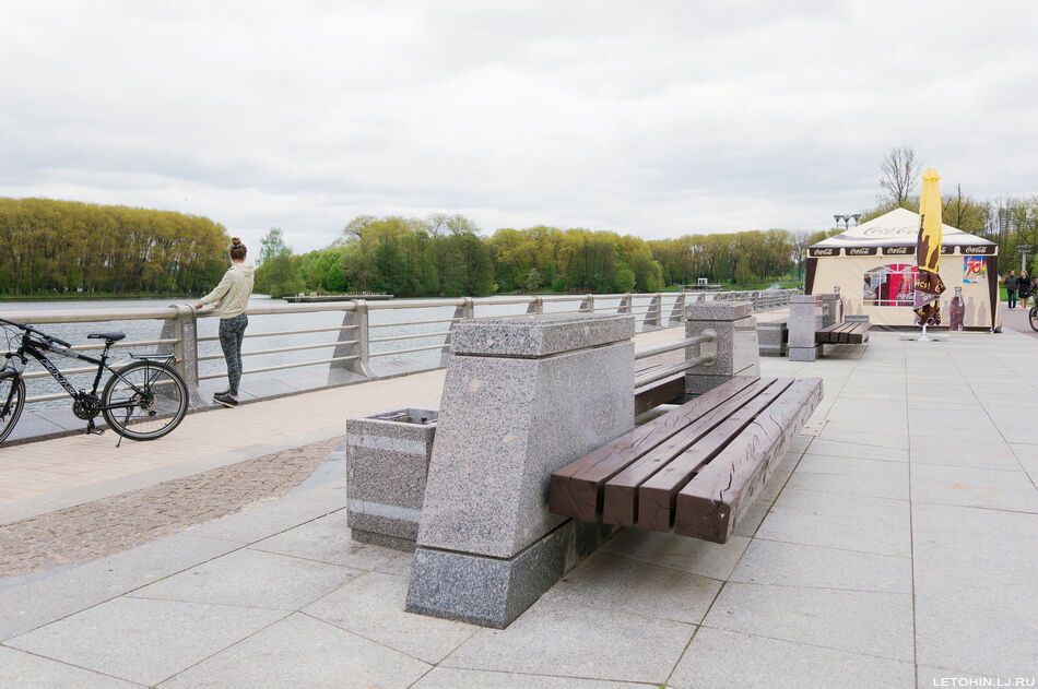 Потрясающий парк Рике в Тбилиси