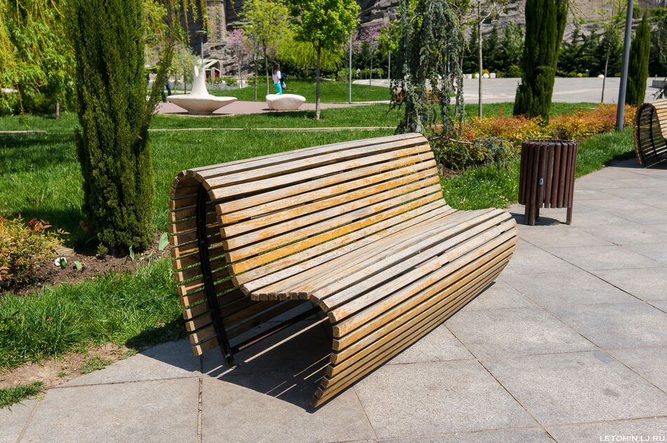 Потрясающий парк Рике в Тбилиси