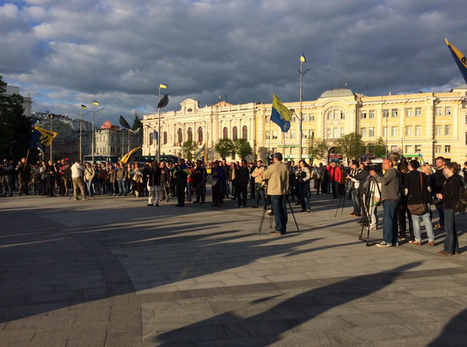 Год на войне: в Харькове отметили день рождения полка "Азов" – фотофакт