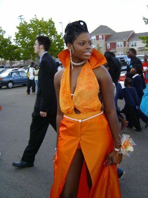 Прощай, школа: самые ужасные платья на выпускной