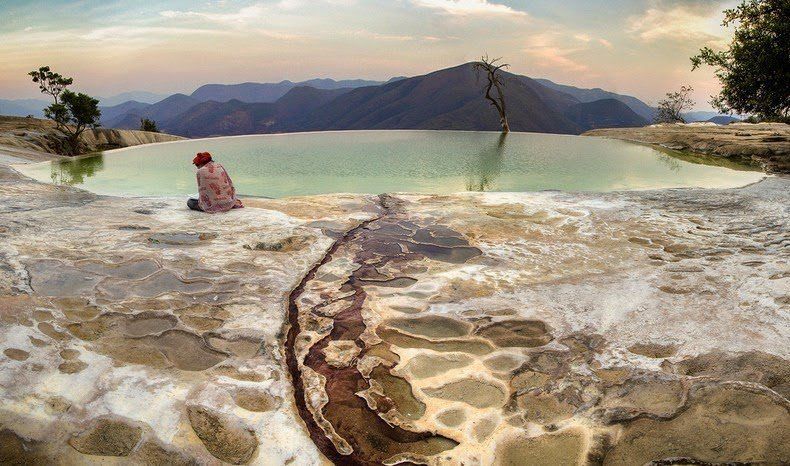 Уникальные каменные водопады Йерве эль Агуа