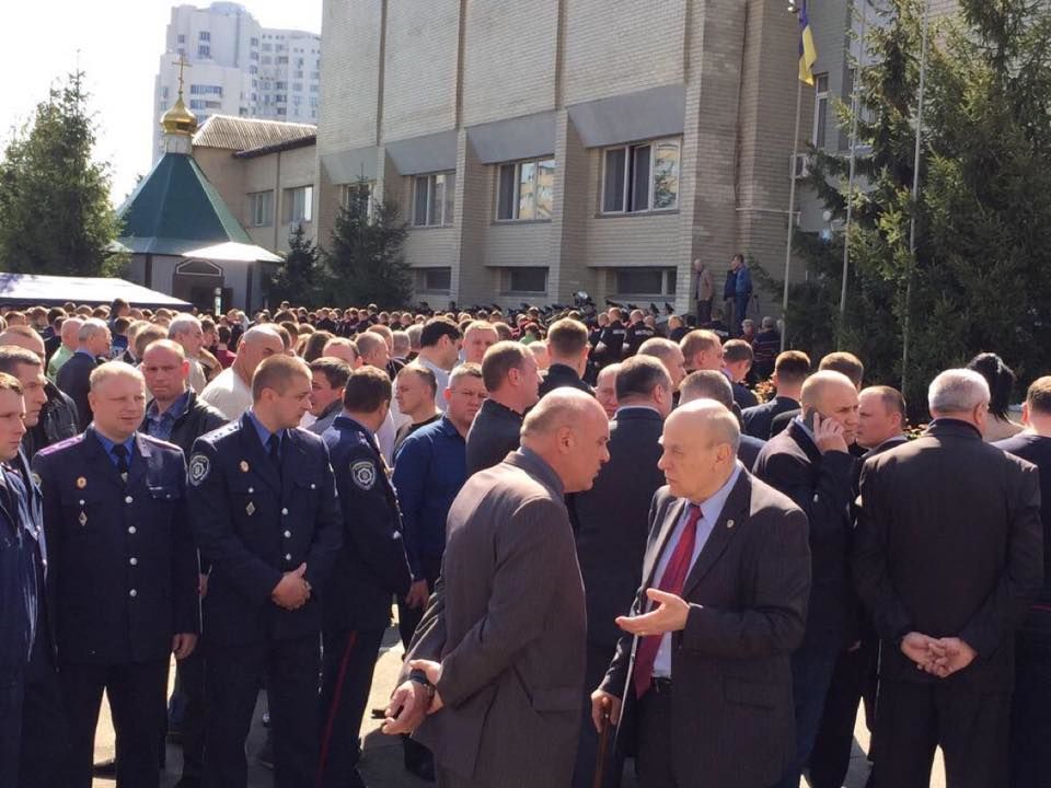 Расстрел патруля в Киеве: тяжелораненые милиционеры в реанимации