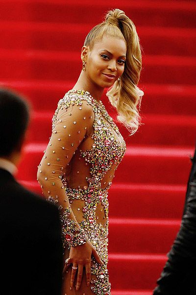 Названы самые влиятельные мамы мира