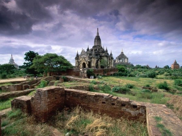 Древний город тысячи храмов, где покоятся останки Будды