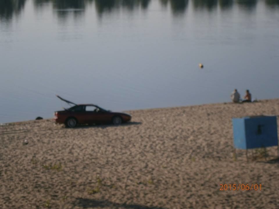 Быдло на отдыхе: киевлян шокировал "герой парковки" на берегу озера