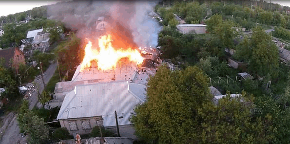 Донецк в огне: фото города после массированного обстрела