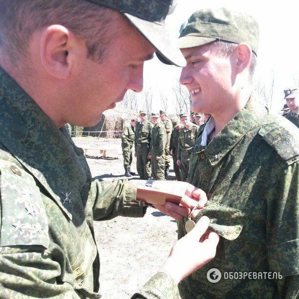 Медаль за Донбасс: российских военных наградили за Дебальцево. Фотофакт