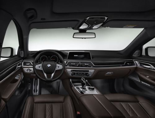 BMW презентовал новую "семерку": фото и видео шикарного авто