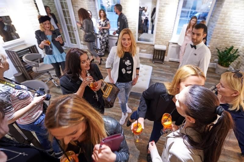 Ефросинина и другие киевские модницы развлеклись на открытии второго The Brow Bar