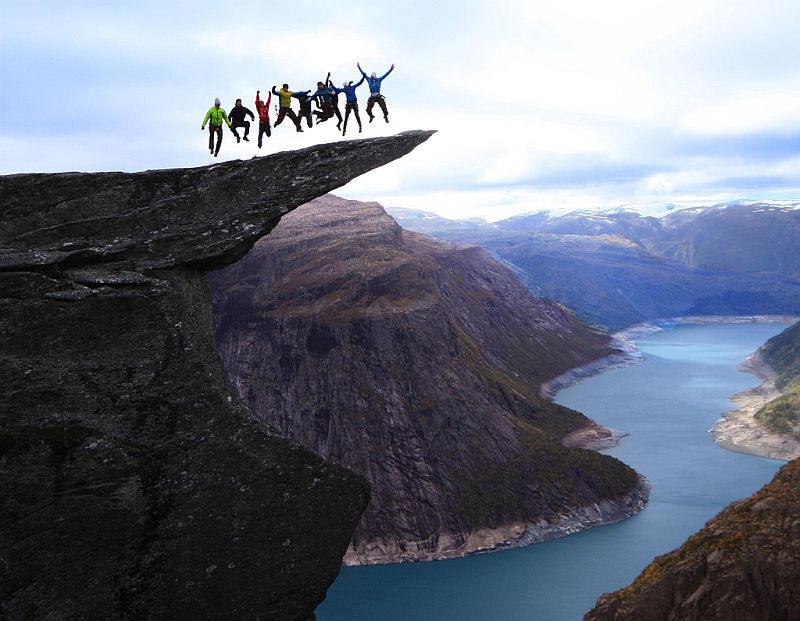 Скала "Мова троля" в Норвегії: захоплююче місце для сміливців