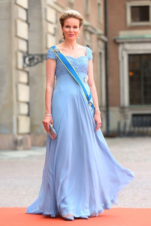 Найкращі вбрання титулованих дам на весіллі принца Швеції