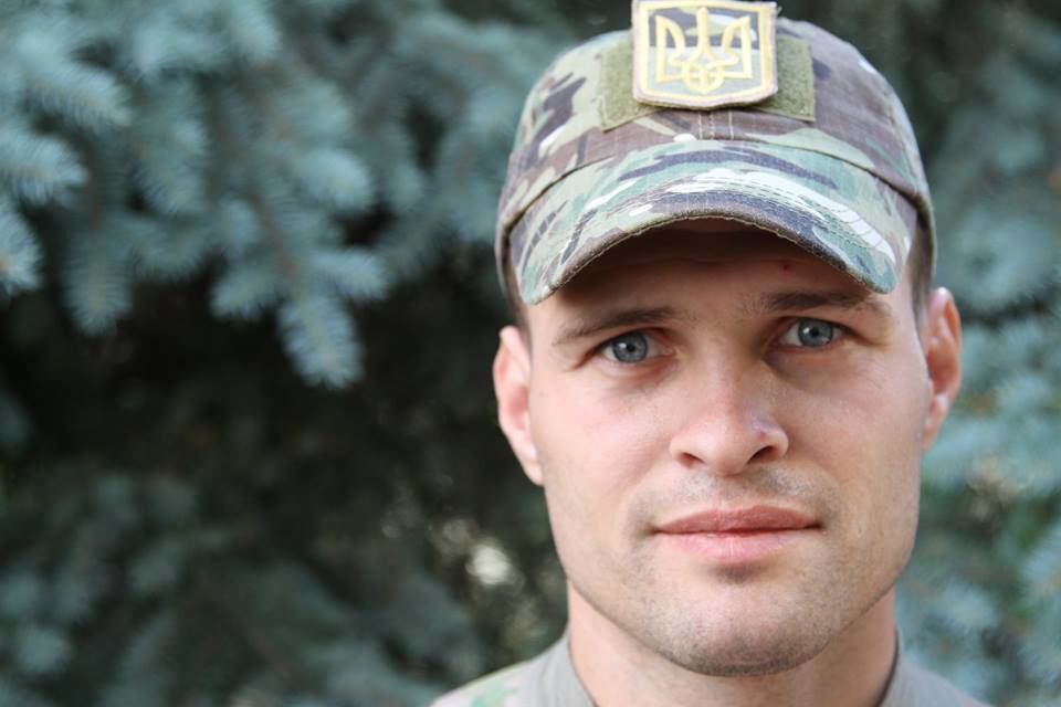 В сети появились личные фото красавчика-руководителя патрульной службы Киева