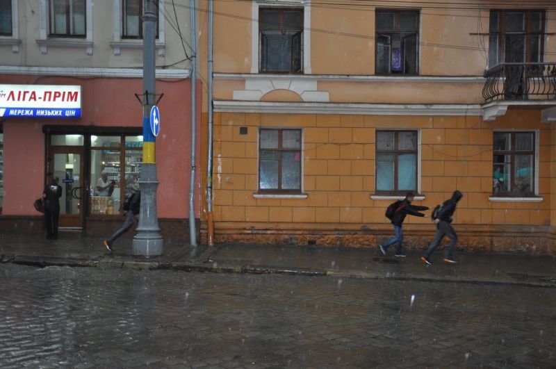 На Украину обрушились сильные ливни: опубликованы фото