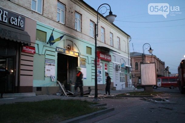 Вибух у Сумах. У МВС назвали версії події: опубліковані нові фото і відео