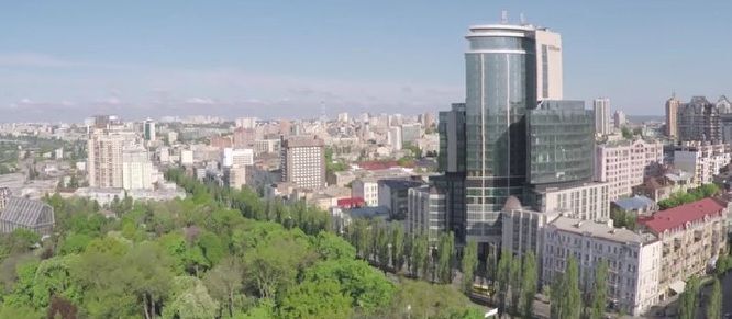 Киев с высоты птичьего полета: опубликовано свежее видео 