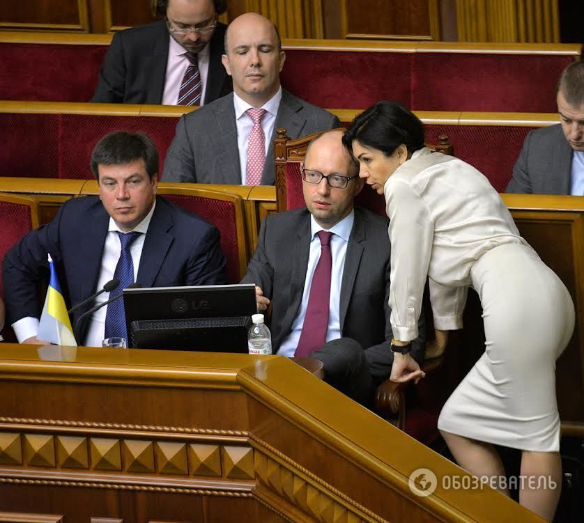 Модные провалы в Раде: Тимошенко показала лишний вес, а Кужель удивила безвкусицей