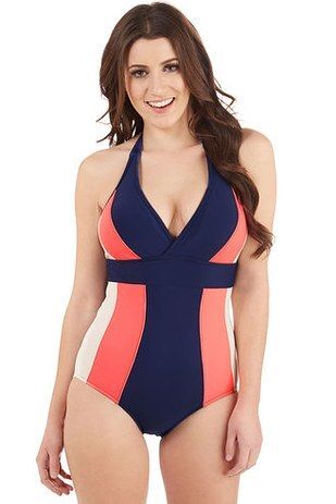 Топ самых модных слитных купальников лета-2015 для девушек всех форм и размеров