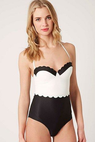 Топ самых модных слитных купальников лета-2015 для девушек всех форм и размеров