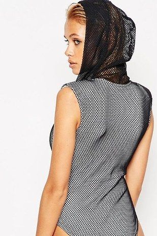 Топ самых модных слитных купальников лета-2015 для девушек всех форм и размеров