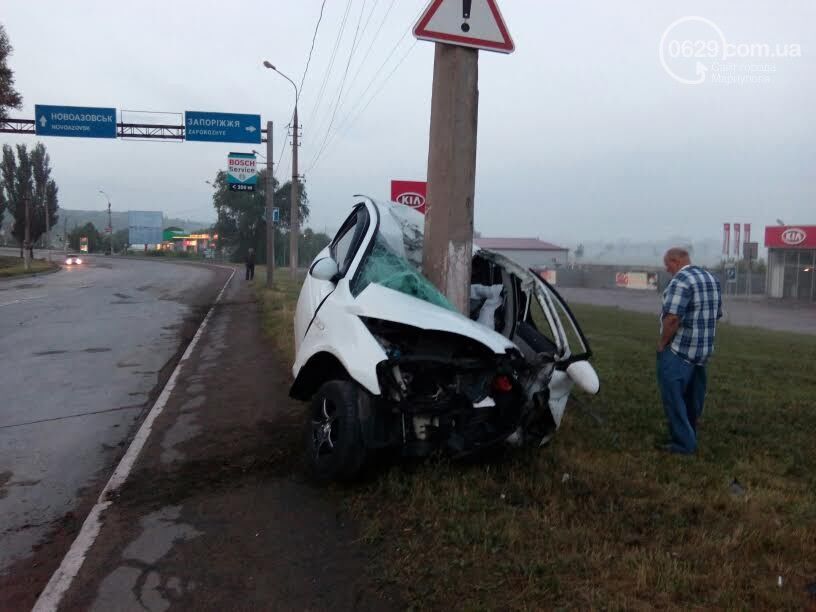 В жутком ДТП в Мариуполе погиб гаишник: опубликованы фото