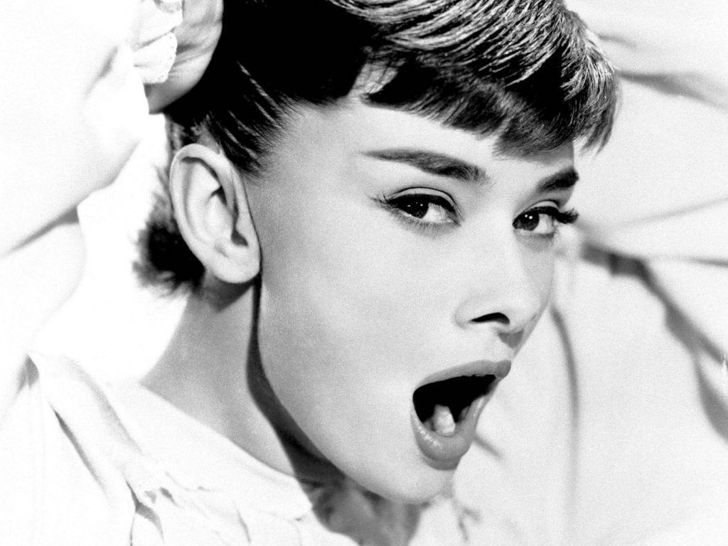 Одри Хепберн в 16 лет весила 40 кг из-за голода: новые факты о жизни легенды кино