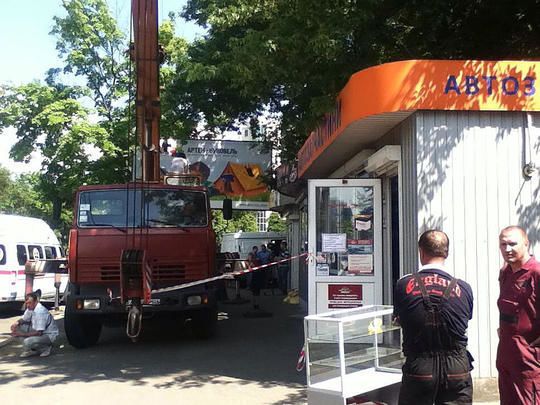 ЧП в Киеве: владелица МАФа угрожала коммунальщикам суицидом