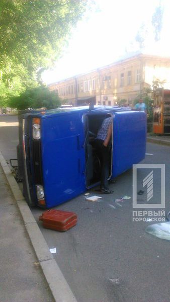 Милицейское ДТП в Одессе: водитель оперативно снял служебные номера