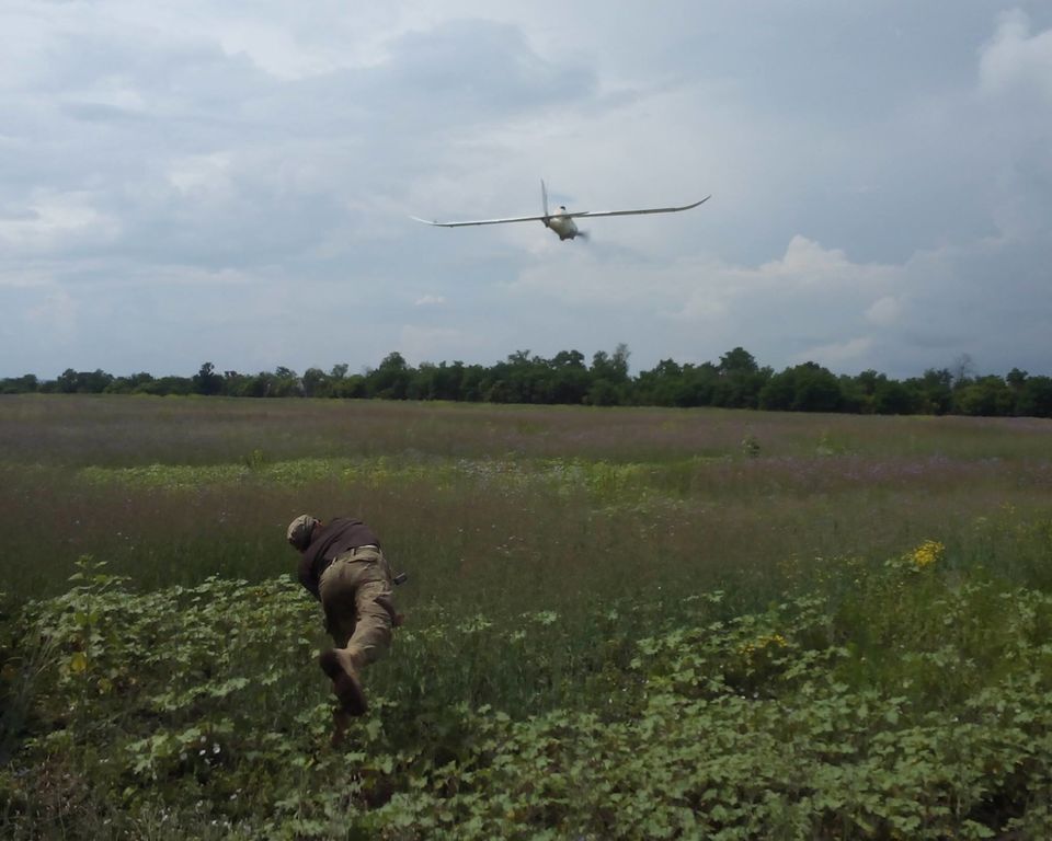 В сети показали особенности украинской авиаразведки: фоторепортаж