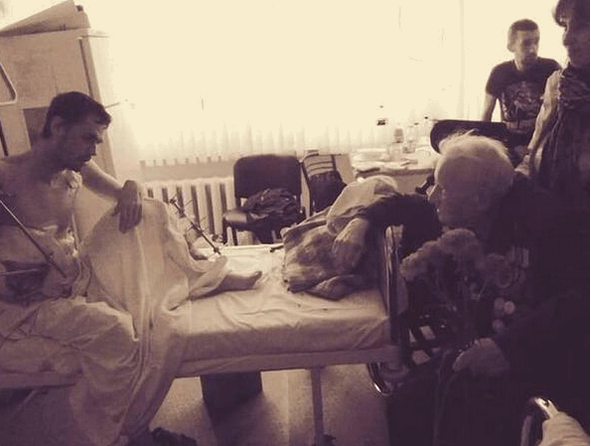 До слез! Сеть растрогали фото настоящих украинских героев