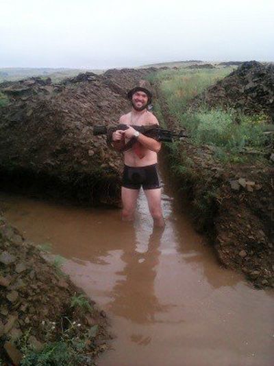 Бійці АТО викупалися в затоплених зливою окопах: опубліковано фото