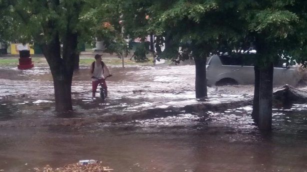 Харків потонув. Злива і град паралізували місто: фото і відео стихії