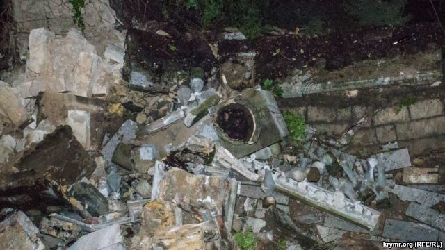В Керчи рухнула знаменитая Митридатская лестница: фото с места ЧП