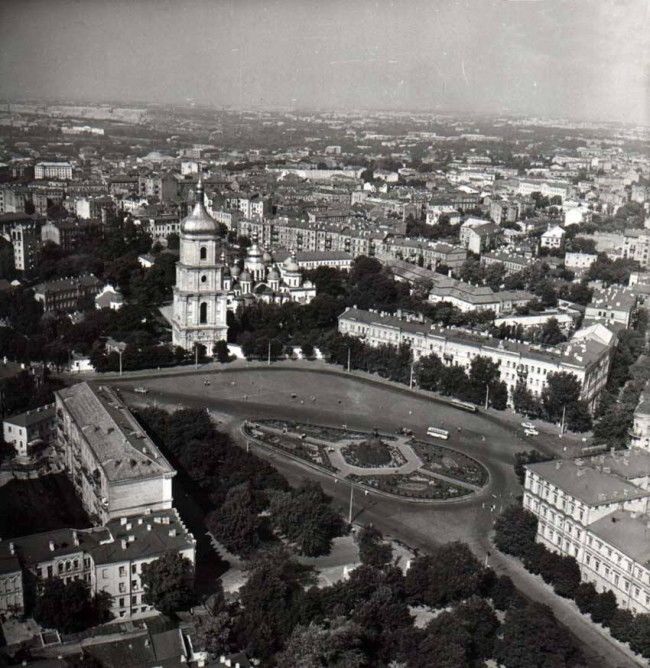 Найдены невероятные фото Киева 50-х годов с высоты птичьего полета 