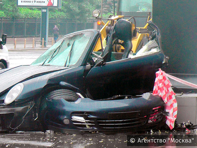 У Москві на шаленій швидкості розбилися сини екс-губернатора і магната: опубліковано фото