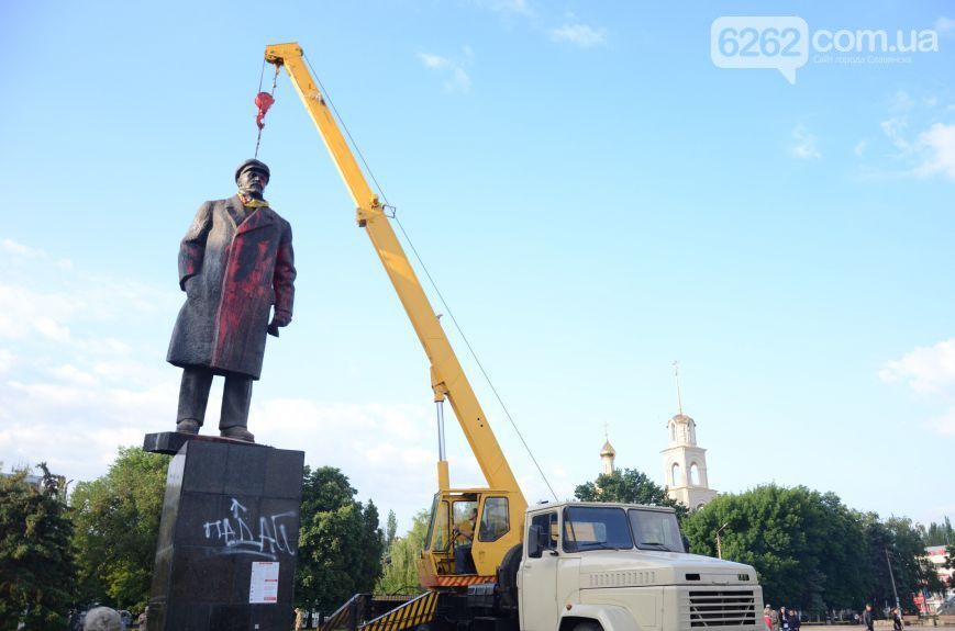 Вождь на продажу: Славянск остался без Ленина
