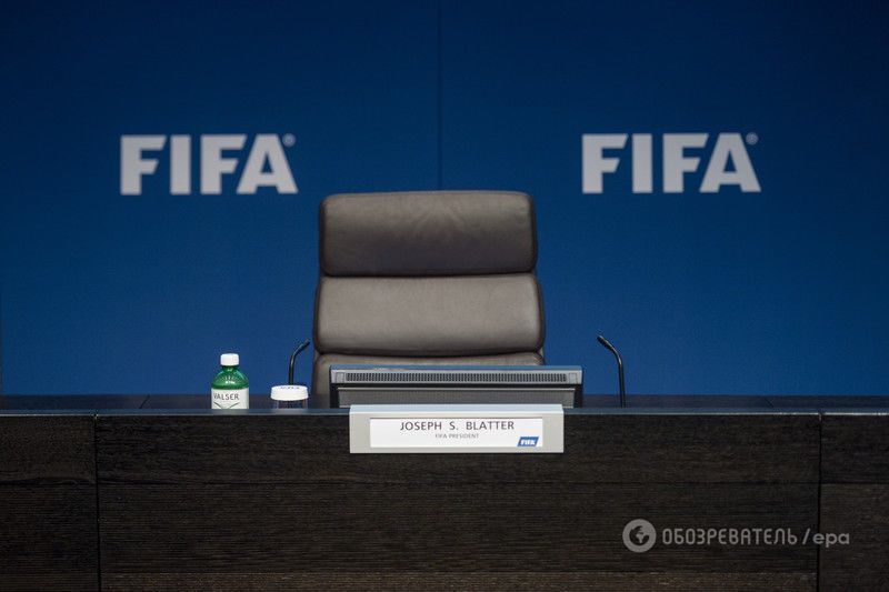 Отставка Блаттера: все подробности по делу скандального президента ФИФА